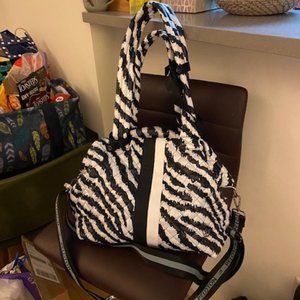 Peloton Kitchen Sink Tote